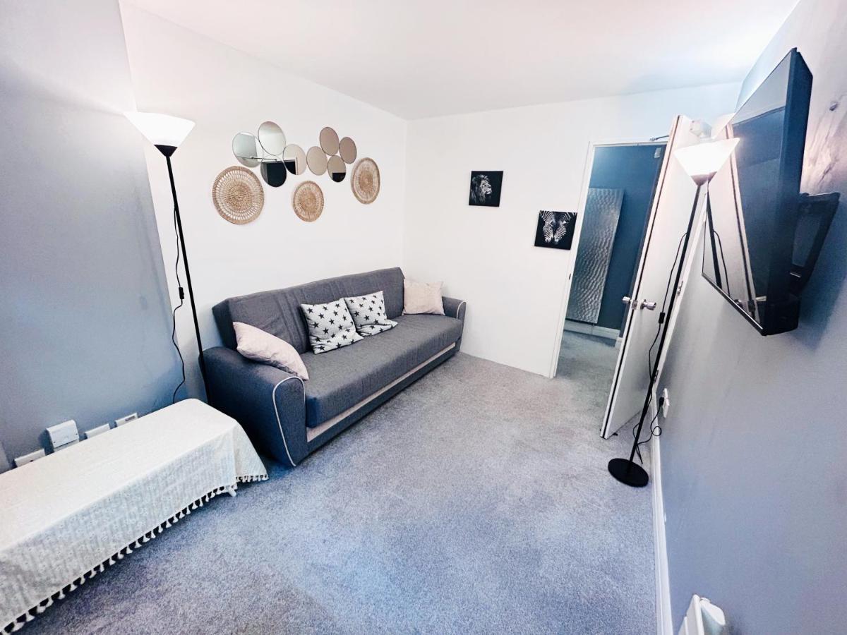 Amazing Flat Near South Kensington - 2 To 3 Bedrooms 伦敦 外观 照片